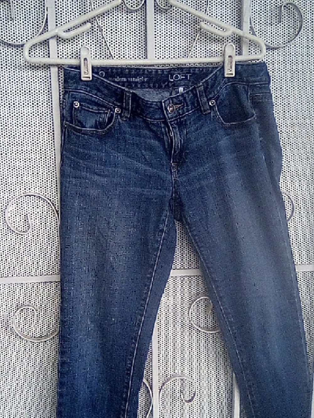 LOFT Women's Dark Blue Slim Jeans Size M
